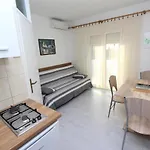 Guest house And Eva 3*