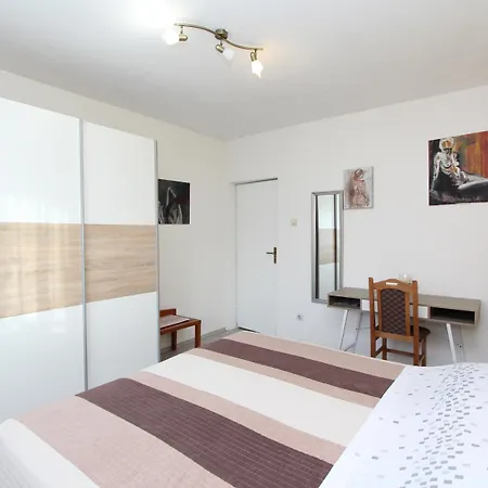 And Eva Guest house 3*